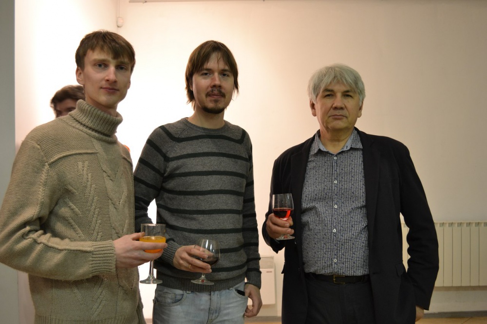 Слева - Евгений Игуменов, в центре - Егор Астапченко