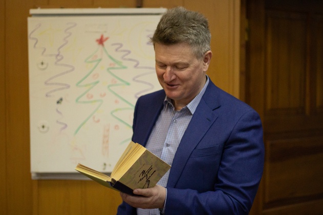 Лев Георгиевич Комов